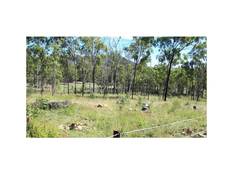 425 Randles Road, Bororen QLD 4678