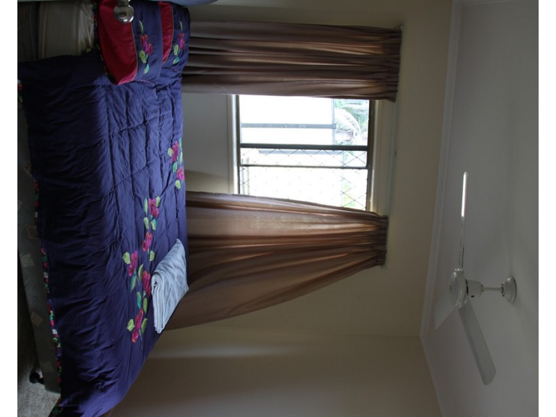1 Swains Court, Boyne Island QLD 4680