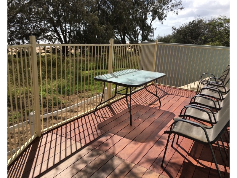 4 The Oaks Road, Tannum Sands QLD 4680