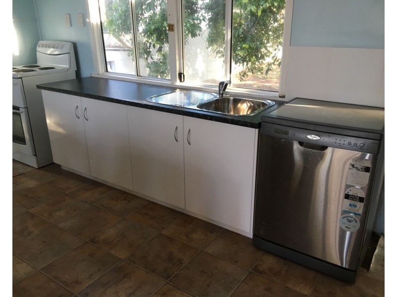 4 The Oaks Road, Tannum Sands QLD 4680