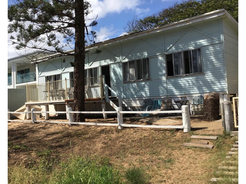 4 The Oaks Road, Tannum Sands QLD 4680