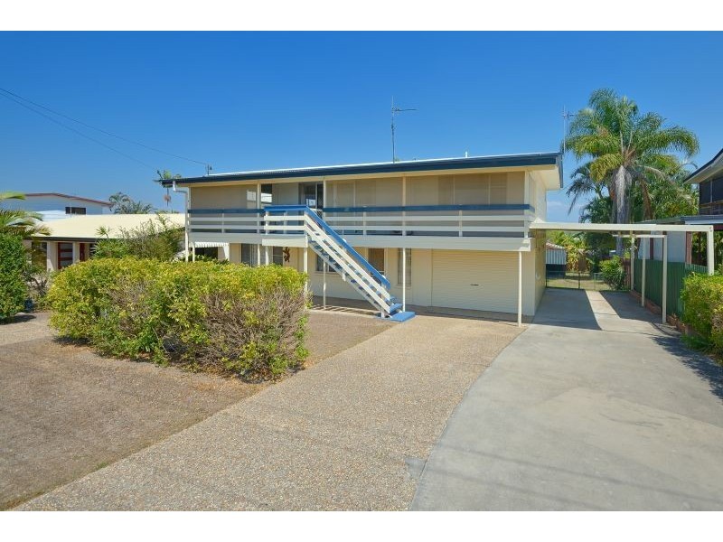 69 Booth Avenue, Tannum Sands QLD 4680