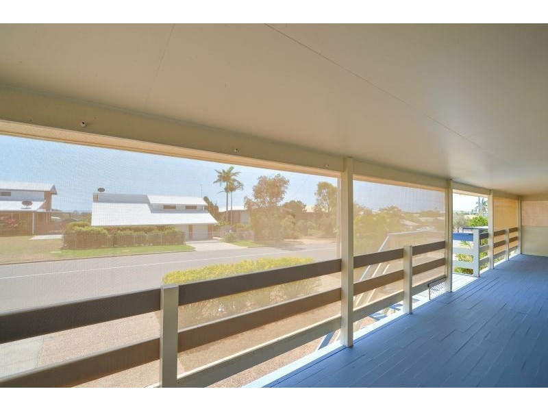 69 Booth Avenue, Tannum Sands QLD 4680