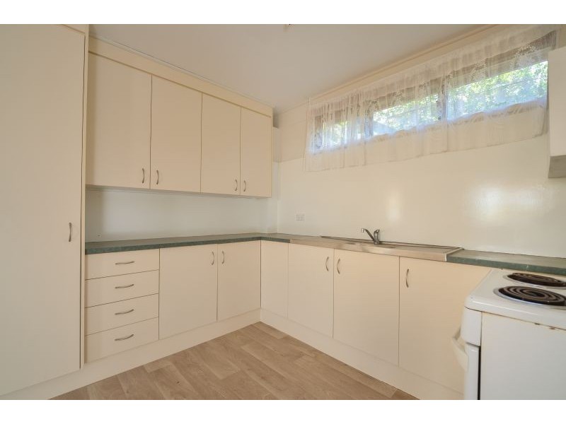 69 Booth Avenue, Tannum Sands QLD 4680