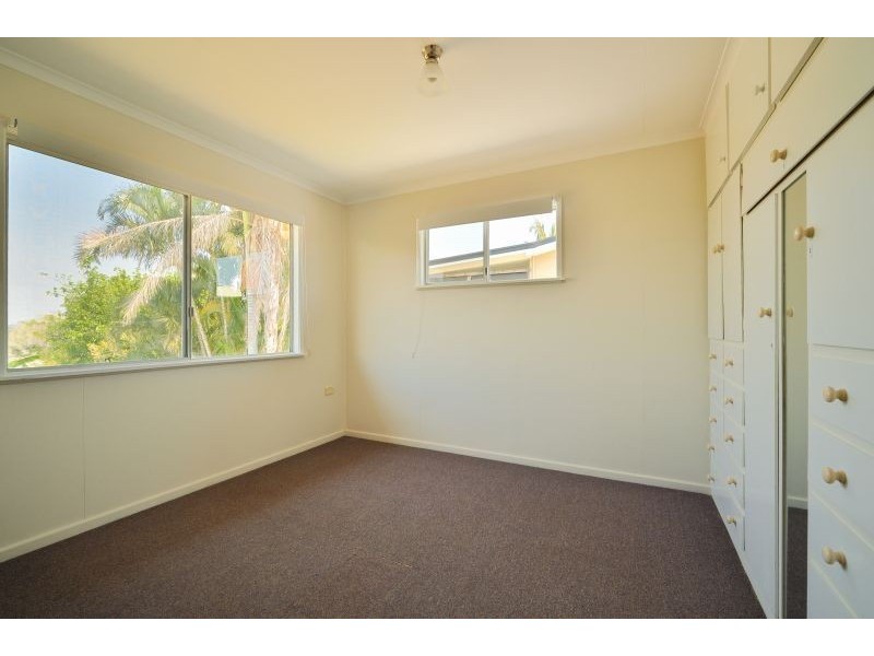 69 Booth Avenue, Tannum Sands QLD 4680