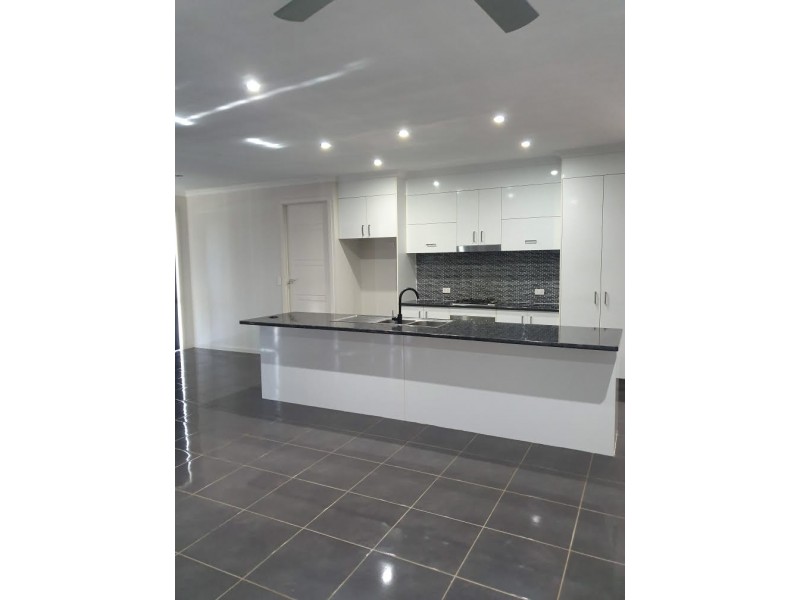 57 Briffney Street, Kirkwood QLD 4680