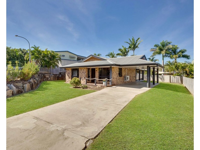 4 Myer Court, Tannum Sands QLD 4680