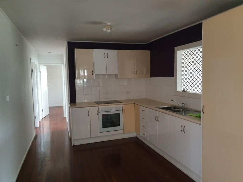 4 Harvey Street, Gladstone QLD 4680