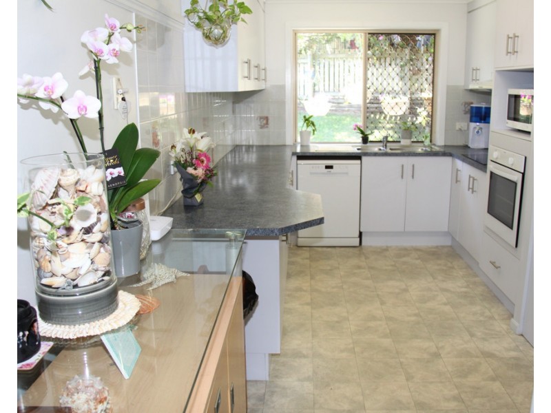 11 Keating Street, Tannum Sands QLD 4680