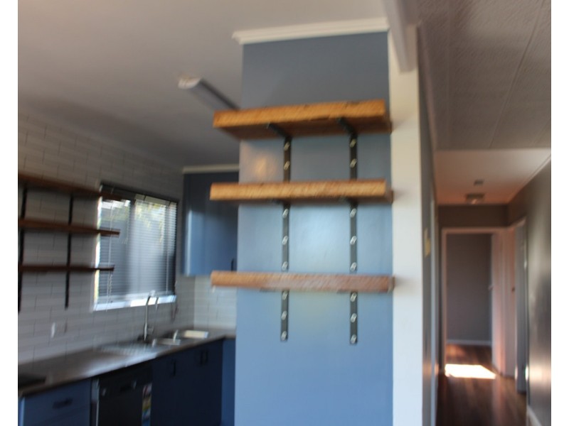 25 Katandra Street, Boyne Island QLD 4680