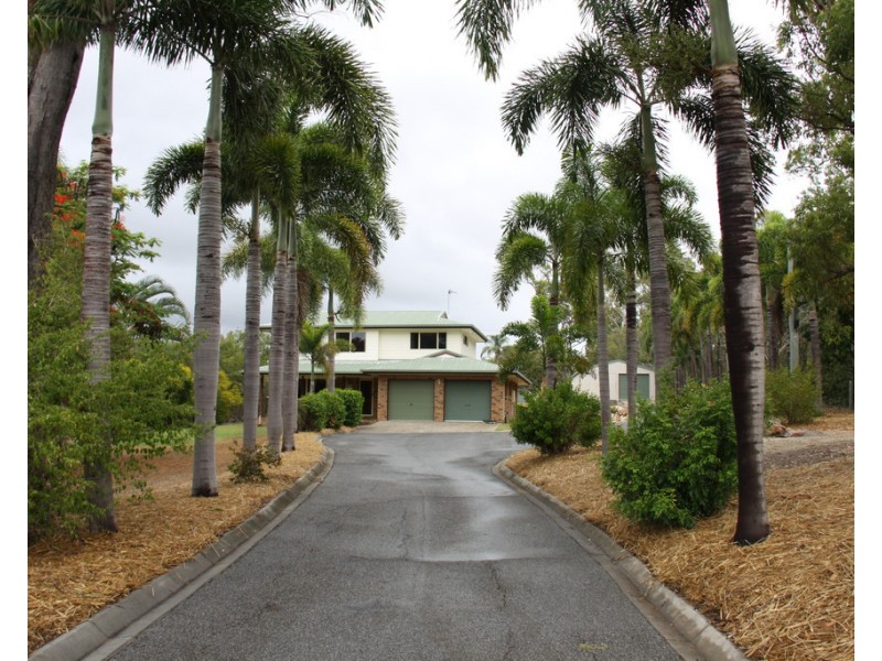 15 Golden Ave, Tannum Sands QLD 4680