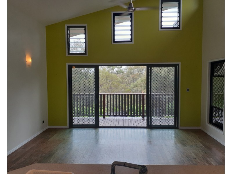 4 Bauhinia Street, Boyne Island QLD 4680