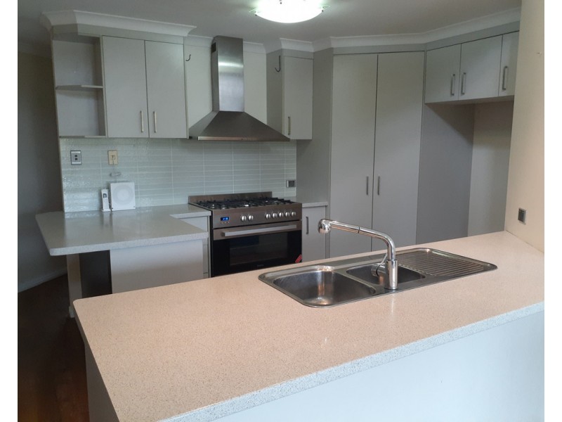 4 Bauhinia Street, Boyne Island QLD 4680