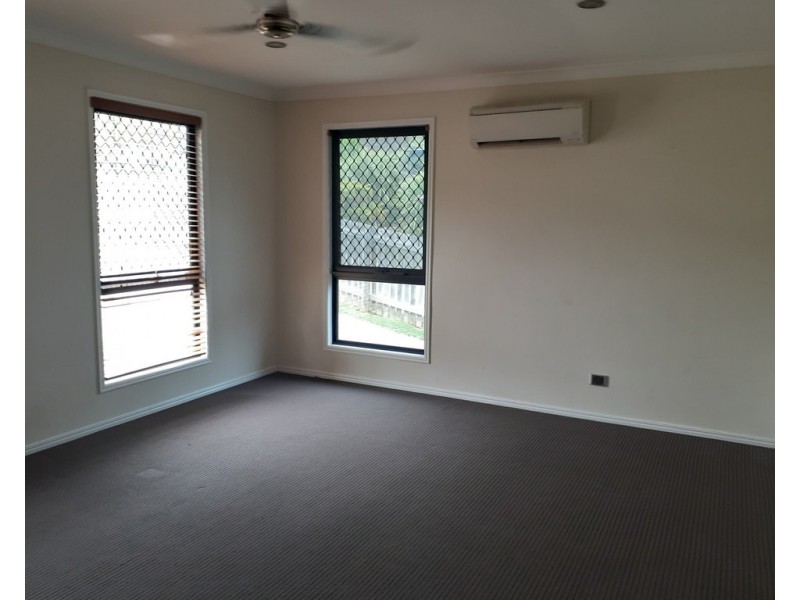 4 Bauhinia Street, Boyne Island QLD 4680