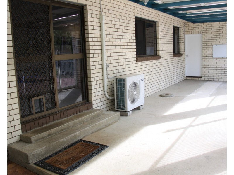 32 Helen Cresent, Wurdong Heights QLD 4680