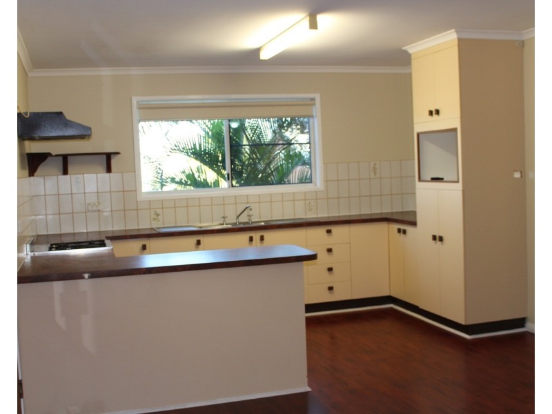 13 Swains Court, Boyne Island QLD 4680