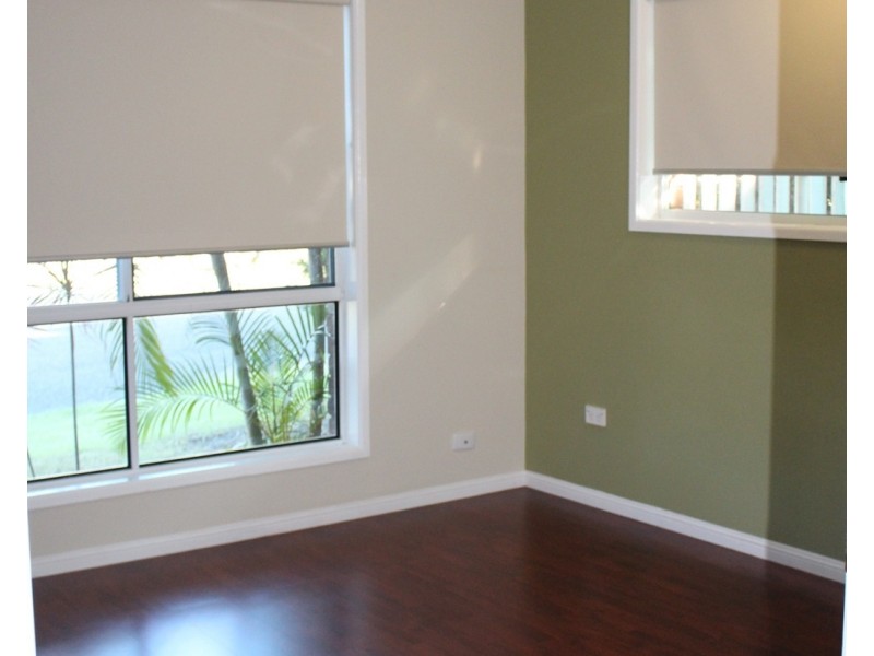13 Swains Court, Boyne Island QLD 4680
