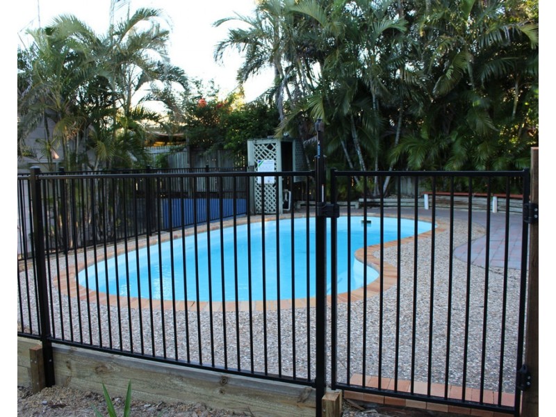 13 Swains Court, Boyne Island QLD 4680