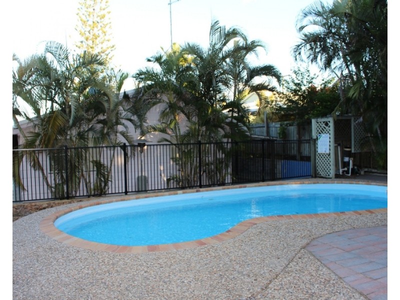 13 Swains Court, Boyne Island QLD 4680