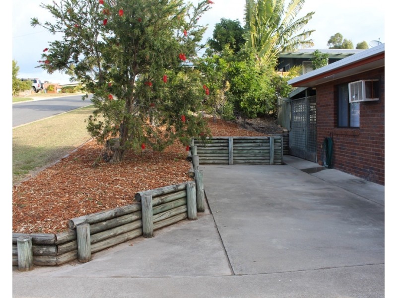 2 Chauvel Court, Boyne Island QLD 4680