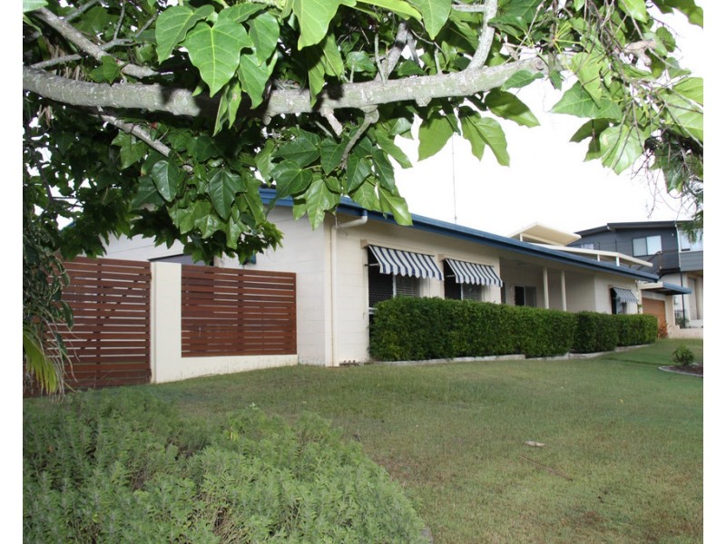 1 Scallop Street, Tannum Sands QLD 4680