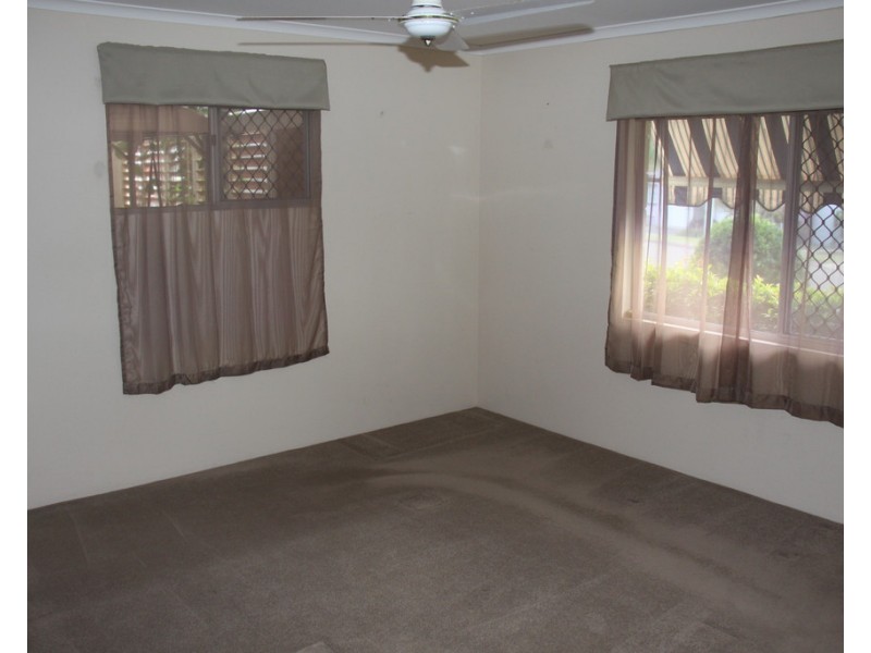 1 Scallop Street, Tannum Sands QLD 4680