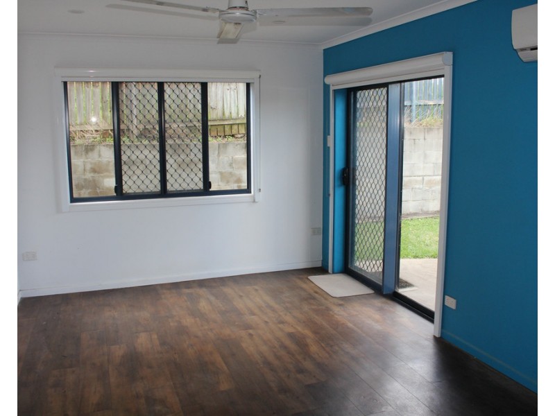 9 Marina Avenue, Boyne Island QLD 4680