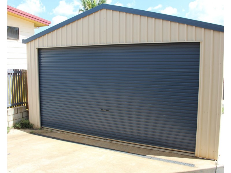 9 Marina Avenue, Boyne Island QLD 4680