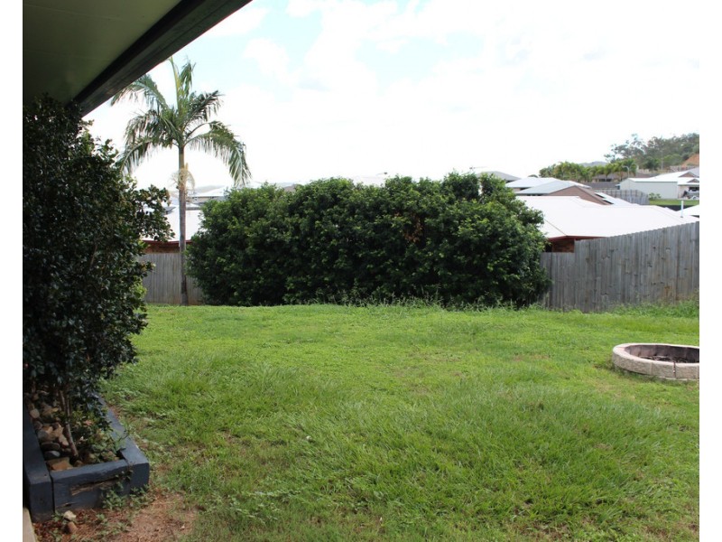 9 Marina Avenue, Boyne Island QLD 4680