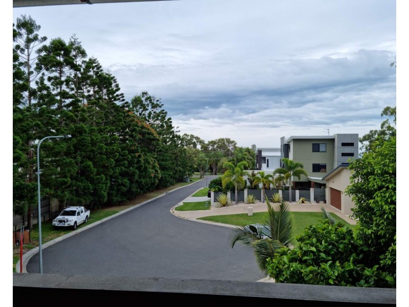 15 Groper Street, Tannum Sands QLD 4680
