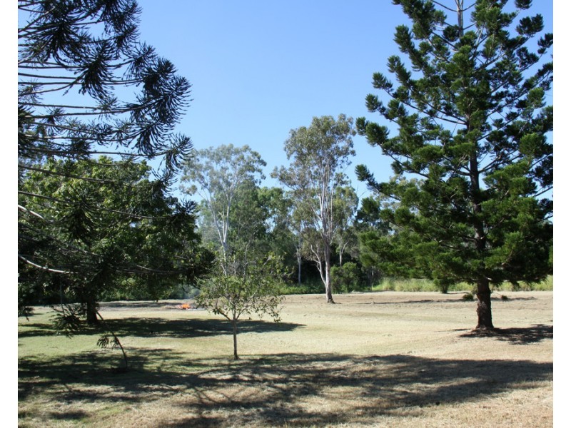 11 Awoonga Dam Road, Benaraby QLD 4680