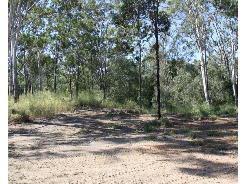 11 Awoonga Dam Road, Benaraby QLD 4680