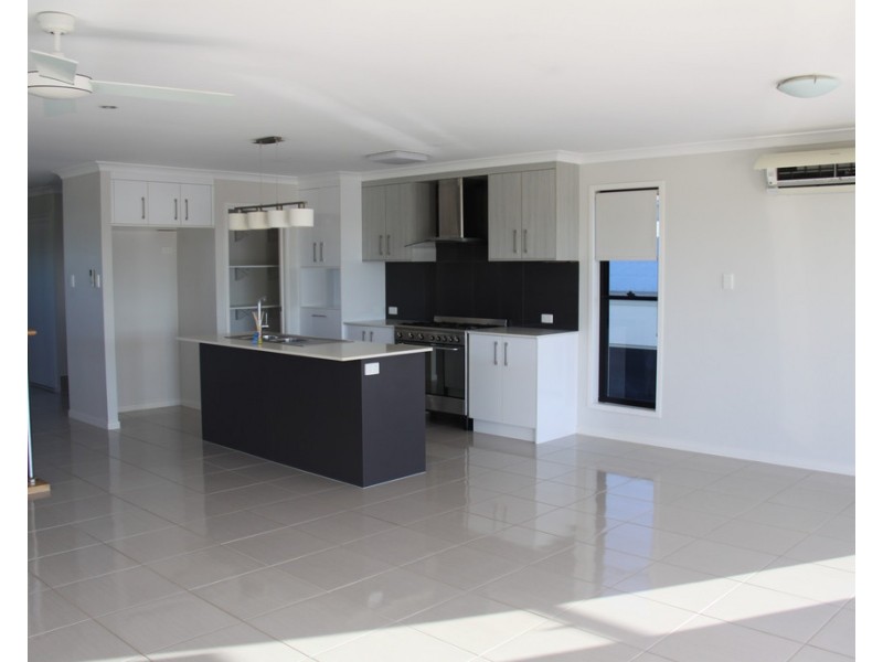 13 Tina Drive, Tannum Sands QLD 4680