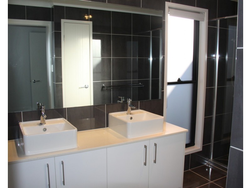 13 Tina Drive, Tannum Sands QLD 4680