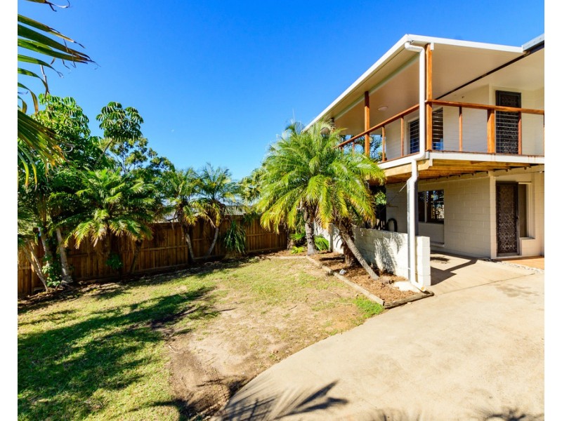 28 Sayre Cresent, Boyne Island QLD 4680