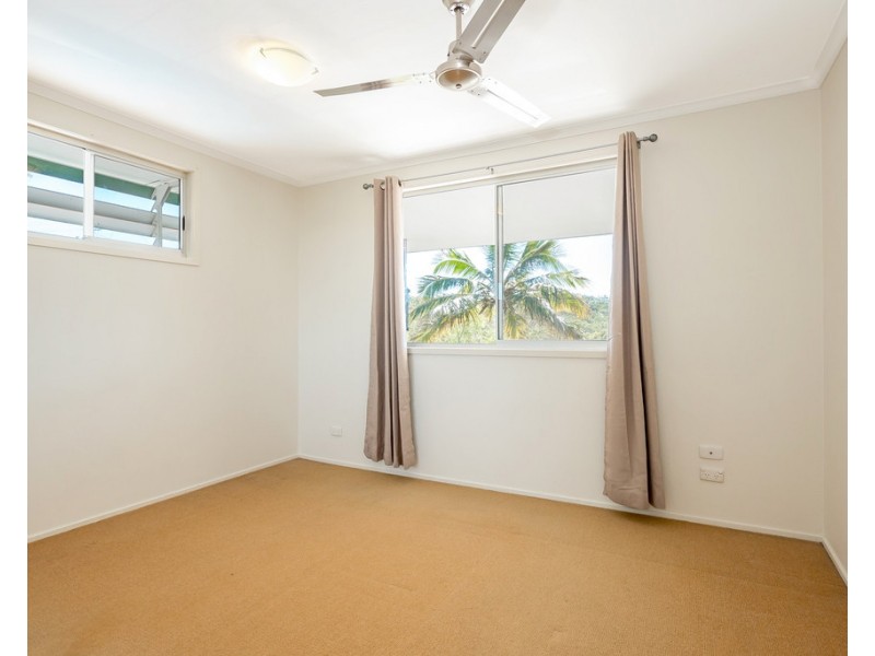 28 Sayre Cresent, Boyne Island QLD 4680
