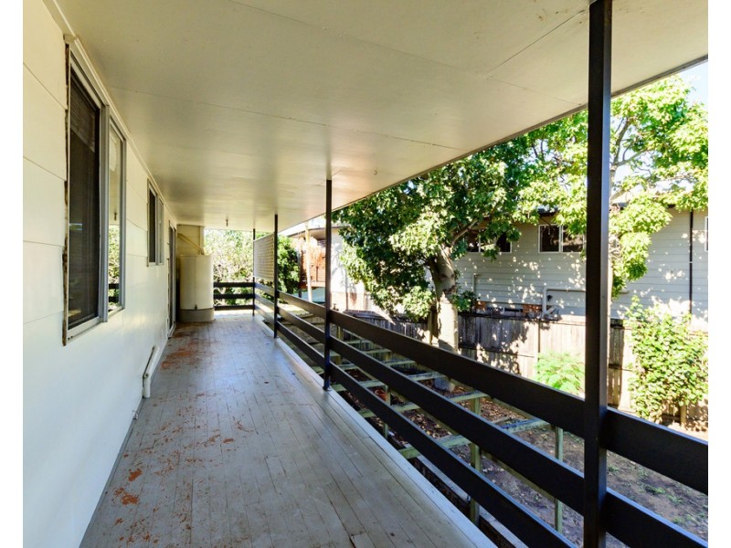 28 Sayre Cresent, Boyne Island QLD 4680
