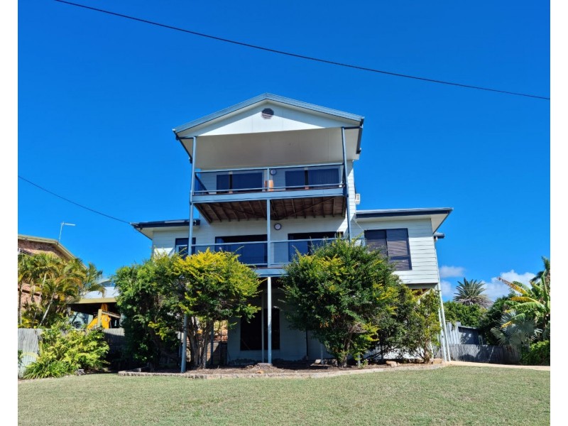 15 Gwen Street, Tannum Sands QLD 4680