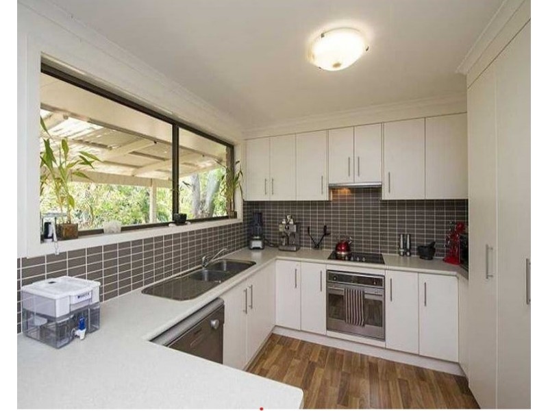 8 Chapple Court, Boyne Island QLD 4680