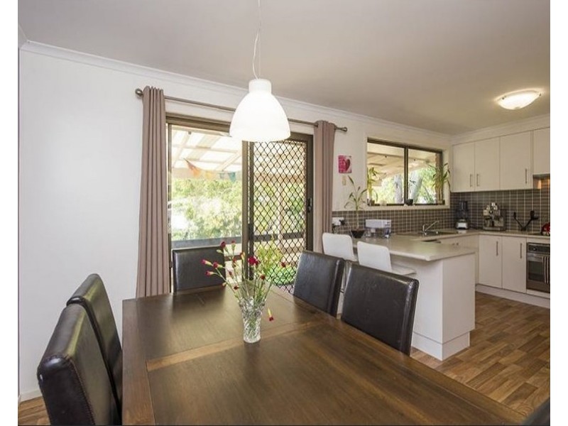 8 Chapple Court, Boyne Island QLD 4680