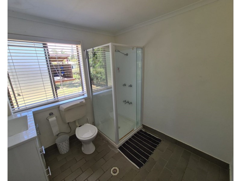 8 Chapple Court, Boyne Island QLD 4680