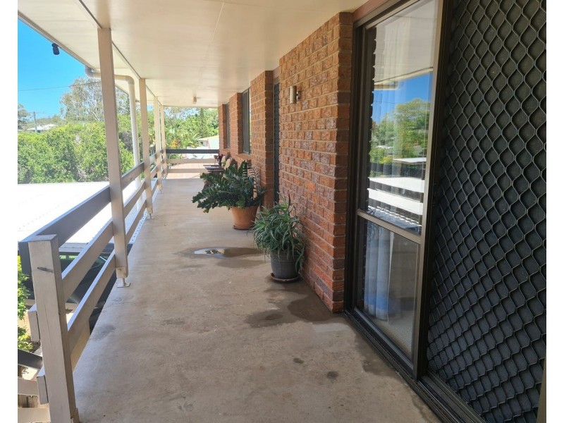 8 Chapple Court, Boyne Island QLD 4680