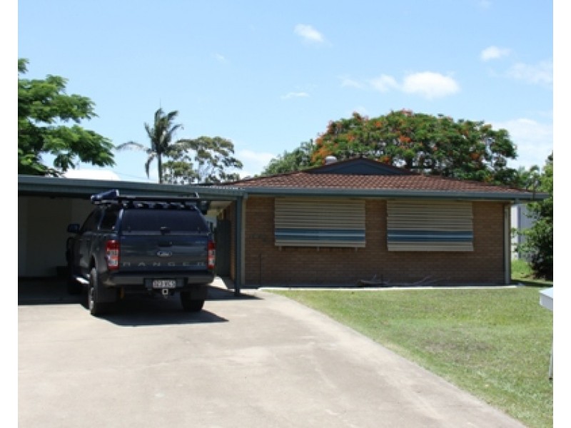 8 Alexander Street, Boyne Island QLD 4680