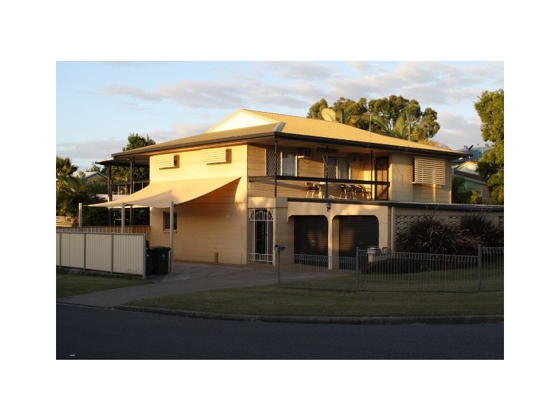 54 Booth Avenue, Tannum Sands QLD 4680