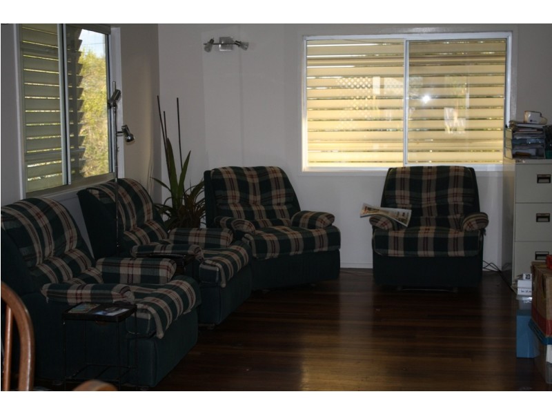 54 Booth Avenue, Tannum Sands QLD 4680