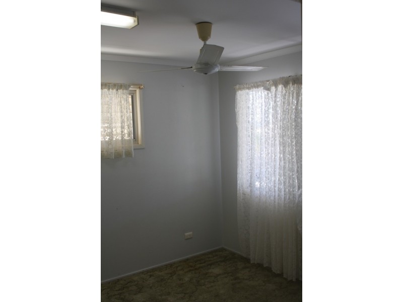 54 Booth Avenue, Tannum Sands QLD 4680