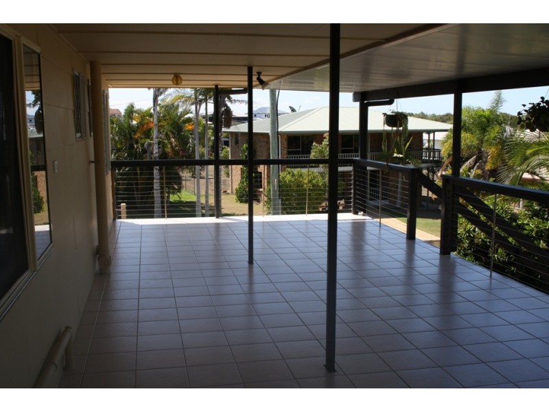 54 Booth Avenue, Tannum Sands QLD 4680