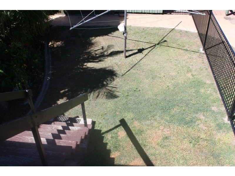 54 Booth Avenue, Tannum Sands QLD 4680