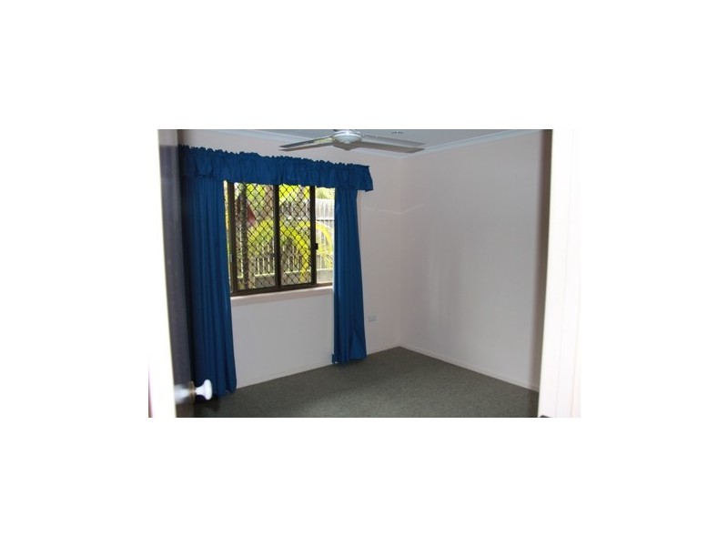 11 Swains Ct, Boyne Island QLD 4680