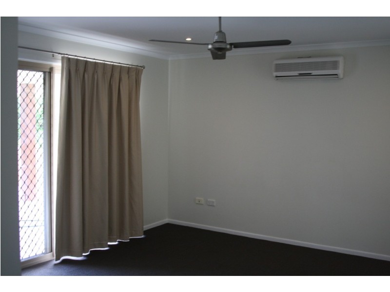 14 Stella, Boyne Island QLD 4680